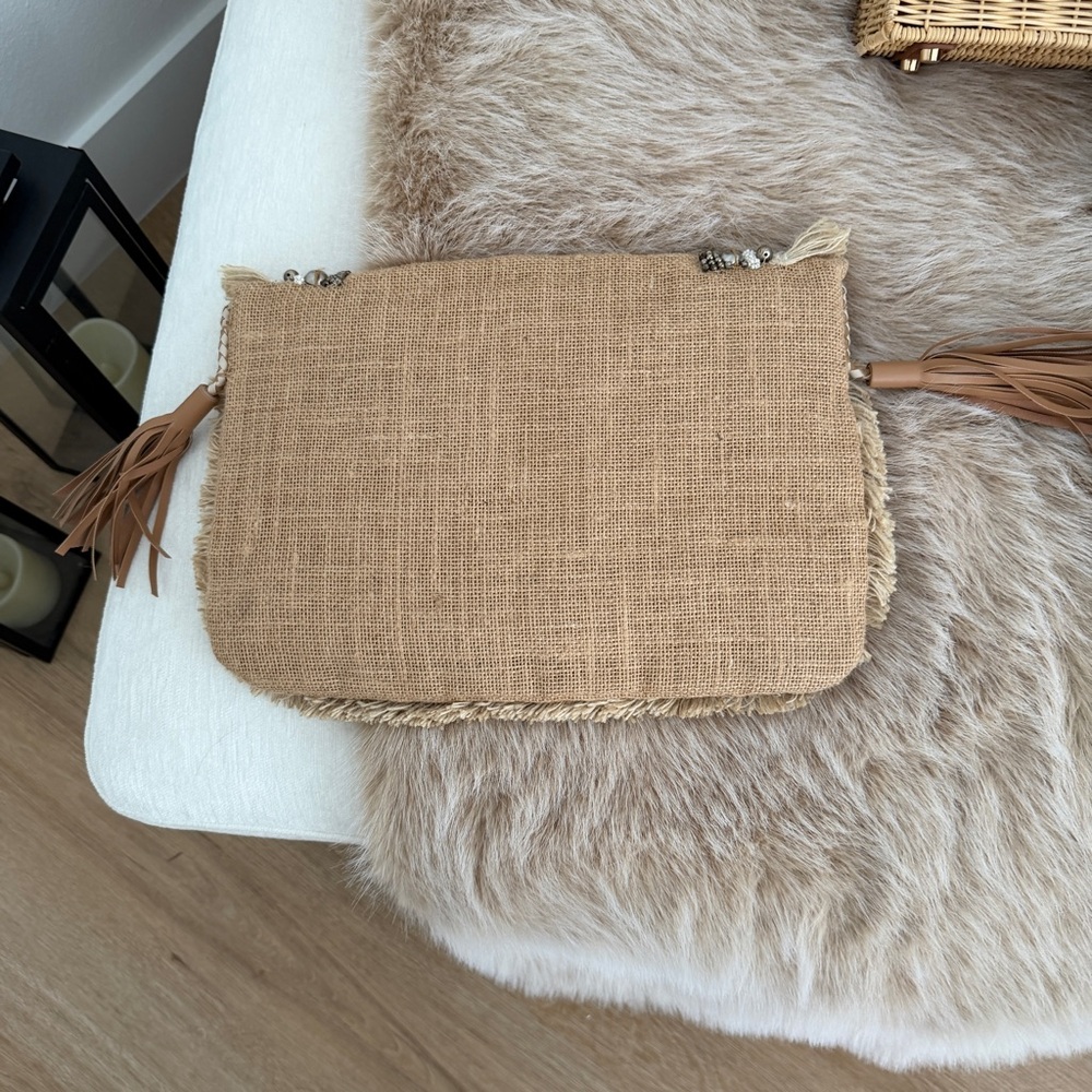 Clutch Shashi - Picture 4 of 6